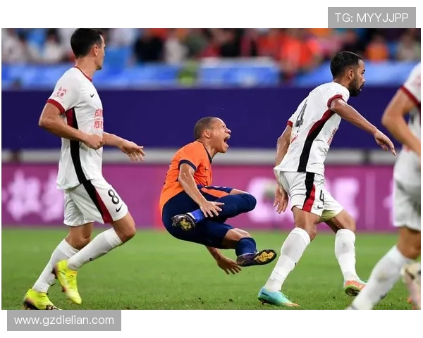 中国足球盛事来临国际明星球员齐聚展现足球魅力与激情